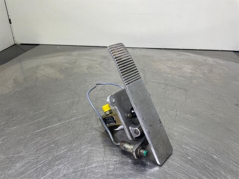 Sonstige A924B-9075098/9198863-Gas pedal