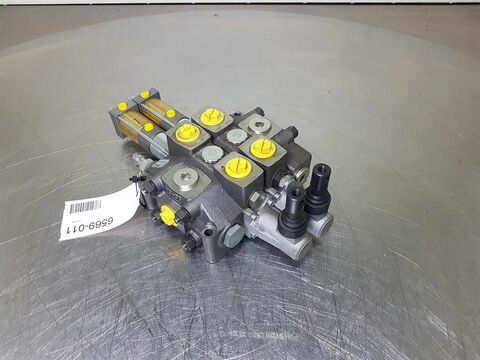 Sonstige 13929 - Valve/Ventile/Ventiel
