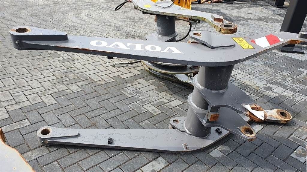 L30G-ZM2810515/ZM2810530-Lifting framework/Giek 1