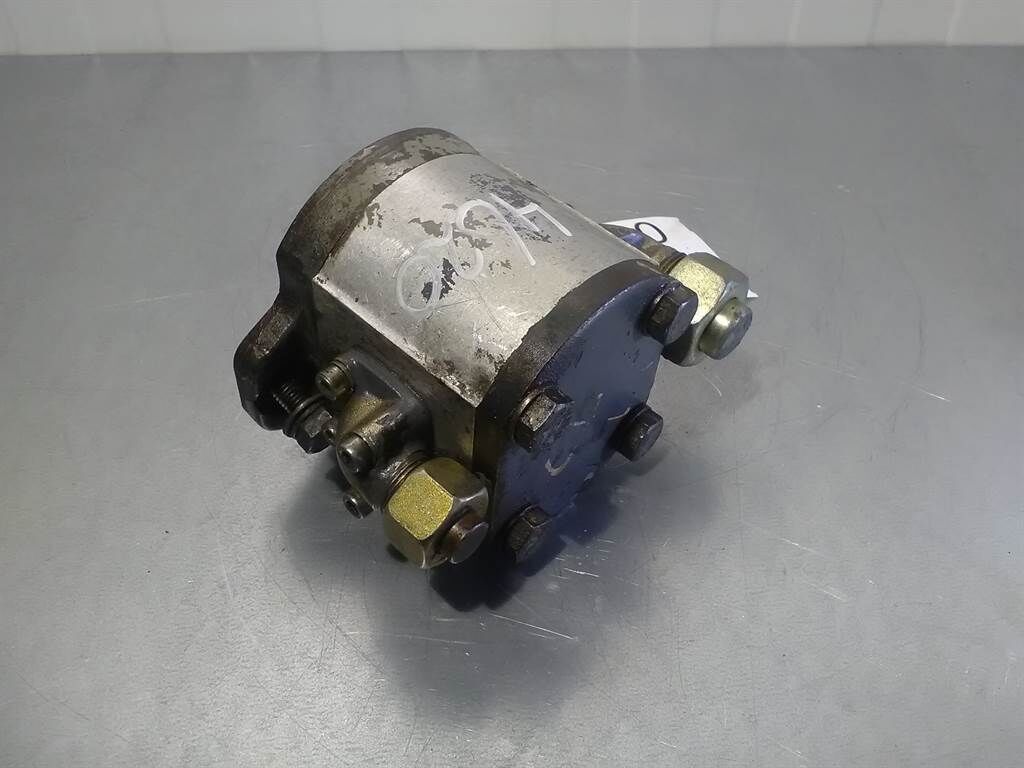 - Sigma 1PF2G222/016LR20MR - Gearpump/Zahnradpum 2
