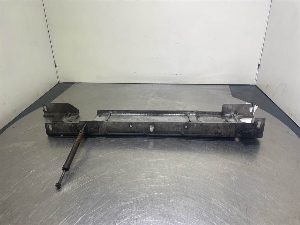 LH24M-94059169-Hood/Haube/Kap 3
