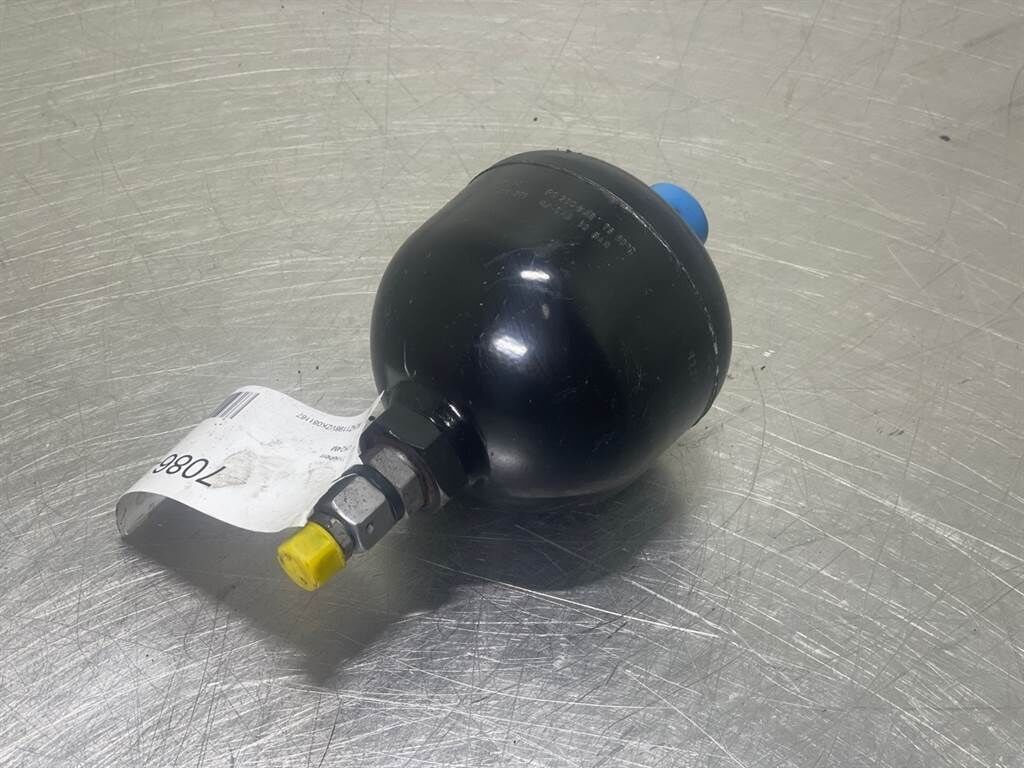 LH24M-10333391-Accumulator/Hydrospeicher 1