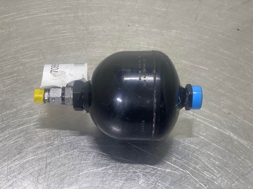 LH24M-10333391-Accumulator/Hydrospeicher 2
