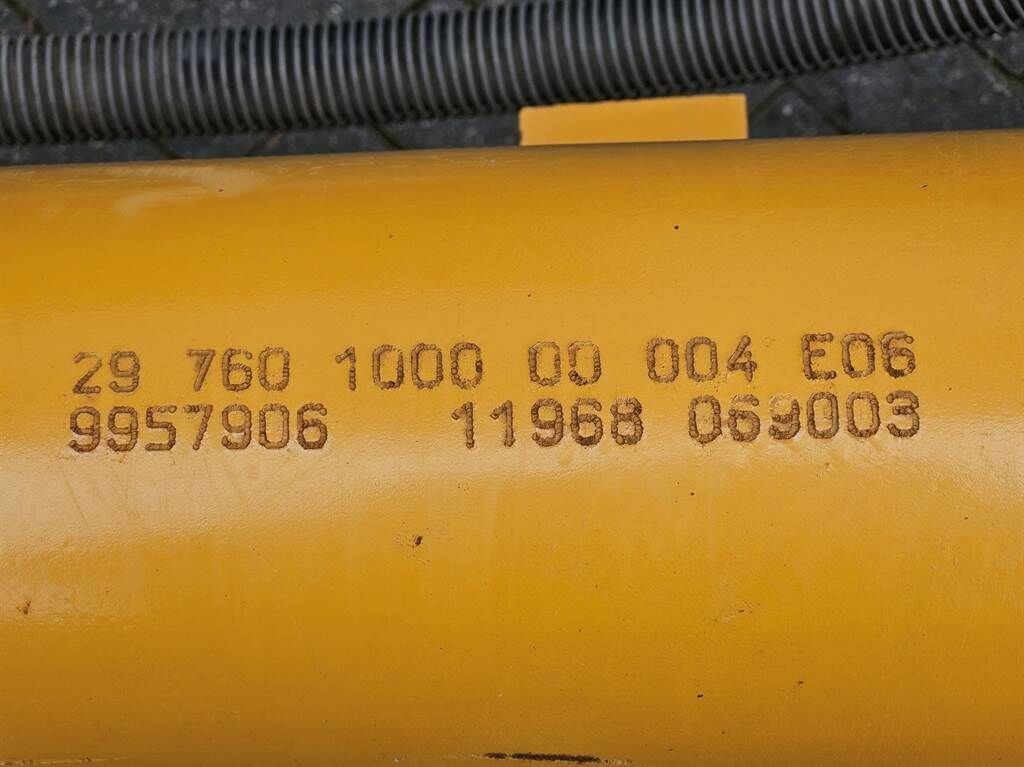 A924-9957906-Bucket cylinder/Tieflöffelzylinder 3