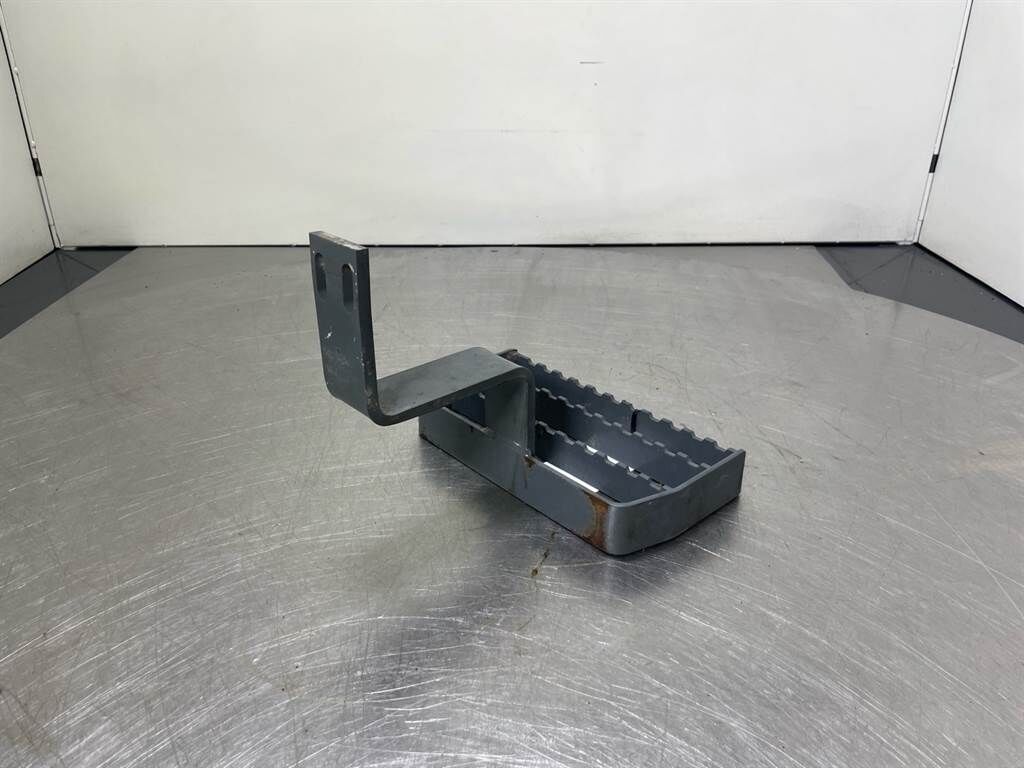 L514-9840314-Stair panel/Trittstufen/Traptreden 2
