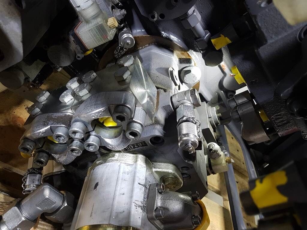 HPV55-02L - Vögele - Drive pump/Fahrpumpe/Rijpom 2