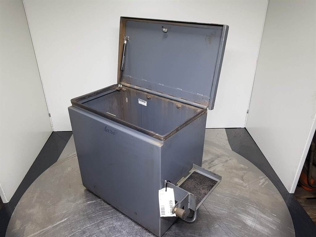 LH30M-94033909-Box 3