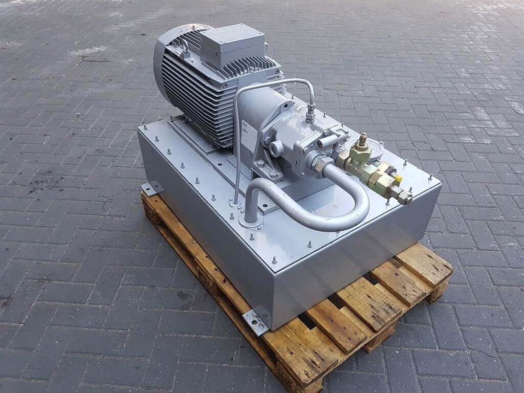 M180M48-4 - Compact unit /steering unit 2