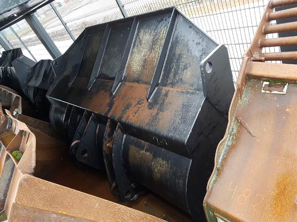 Other - Bucket/Schaufel/Dichte bak 2