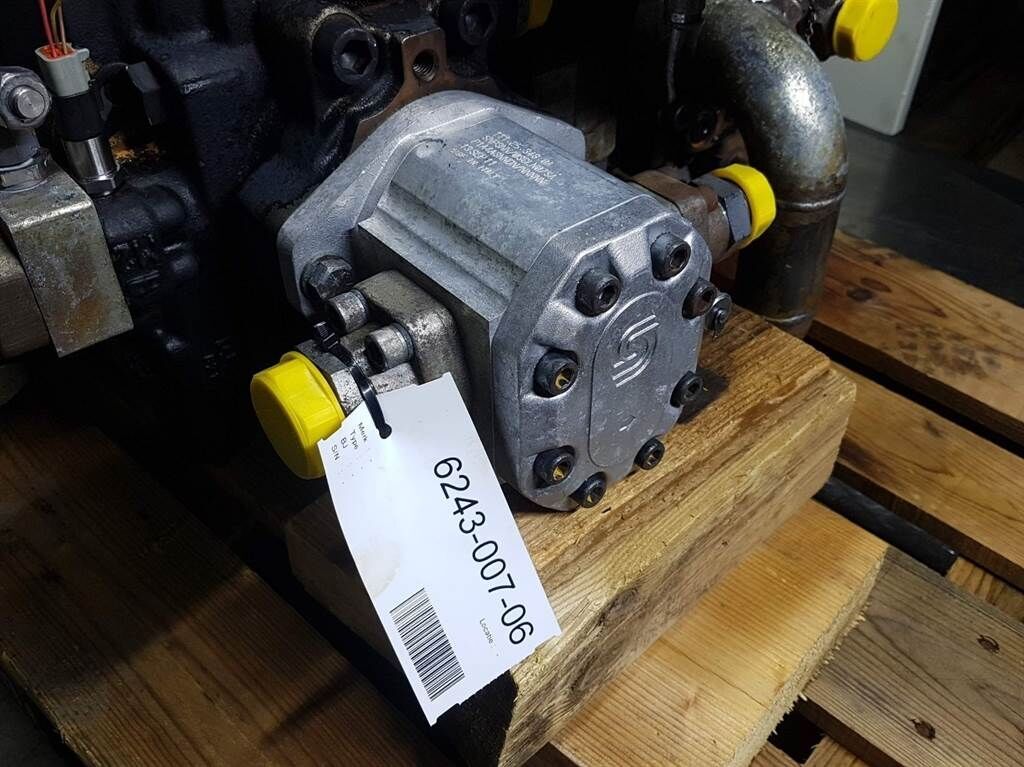 SNP3NN/038LN07S-Gearpump/Zahnradpumpe/Tandwielpo 2