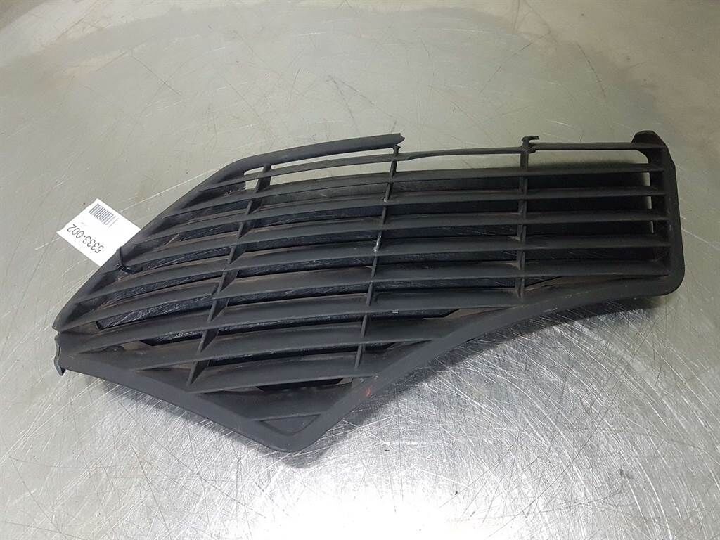 AR70 - Engine hood/Motorhaube/Luchtrooster 1