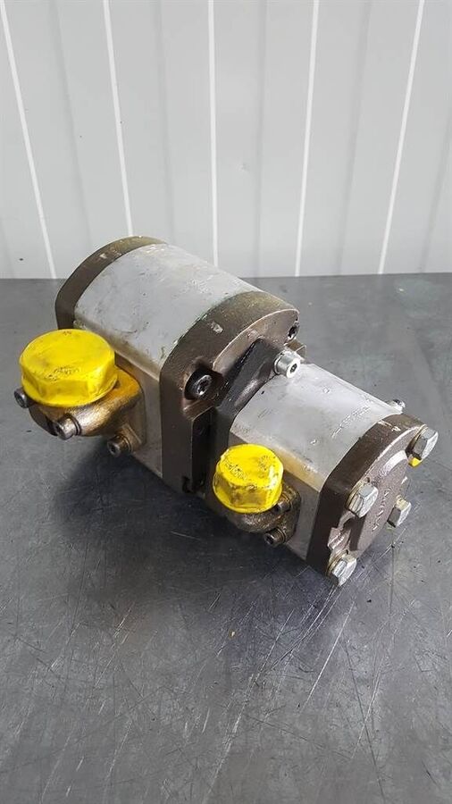0510765011 - Ahlmann AZ 10 - Gearpump 2