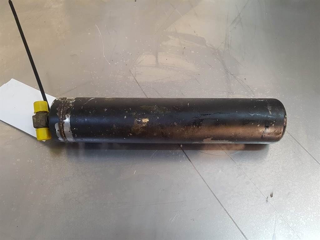 WA 320-5H - Accumulator/Hydrospeicher 1
