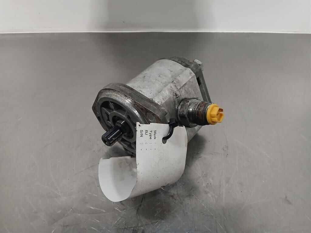 Concentric WP09A1-1803112 - Gearpump/Zahnradpump 1