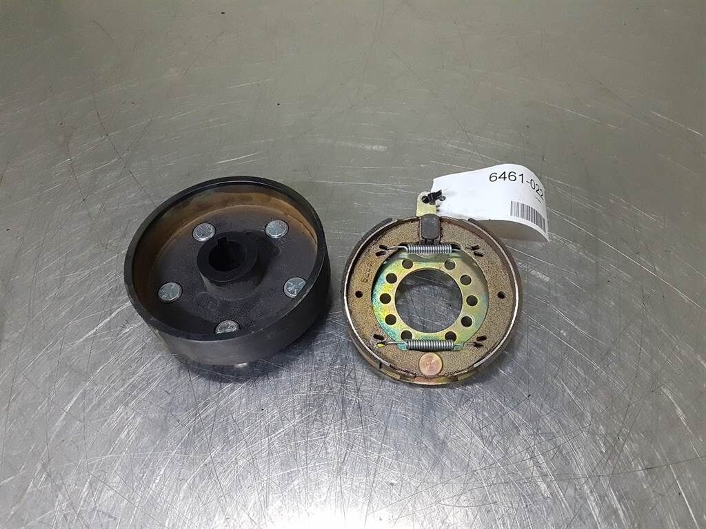 800149-010 - Brake drum/Bremstrommel/Remtrom 2