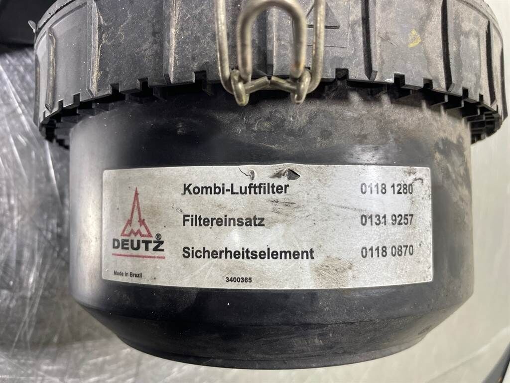 Deutz-Fahr 01181280 - Air filter/Luftfilter/Luchtfilter - Overbeek  Bouwmachines BV 