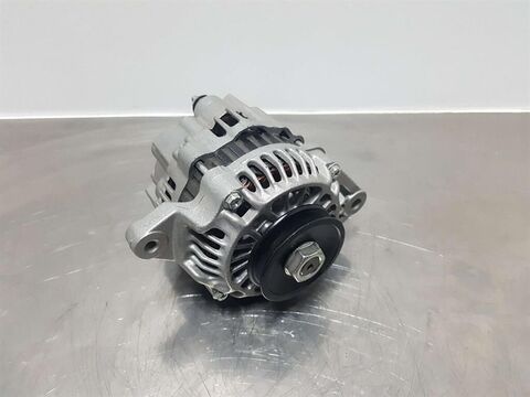 Perkins 14V 50A - Alternator/Lichtmaschine/Dynamo