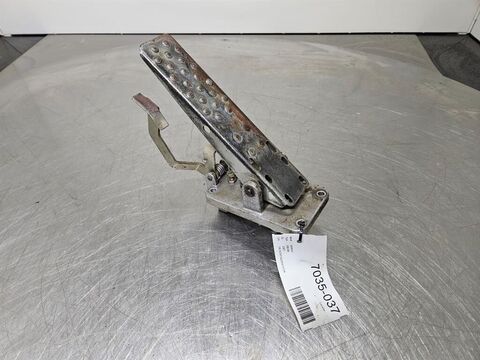 Sonstige A924B-7024466- /Bremspedal/Rempedaal