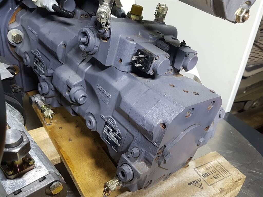 2075214-Linde HPV75-02 0000-Drive pump/Fahrpumpe 2