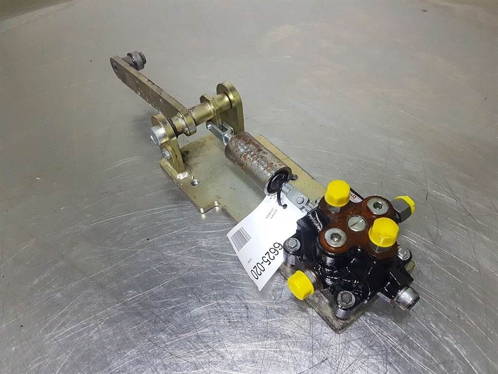 AZ150E-4189856A-Bucher 200061112137-Valve/Ventil 2