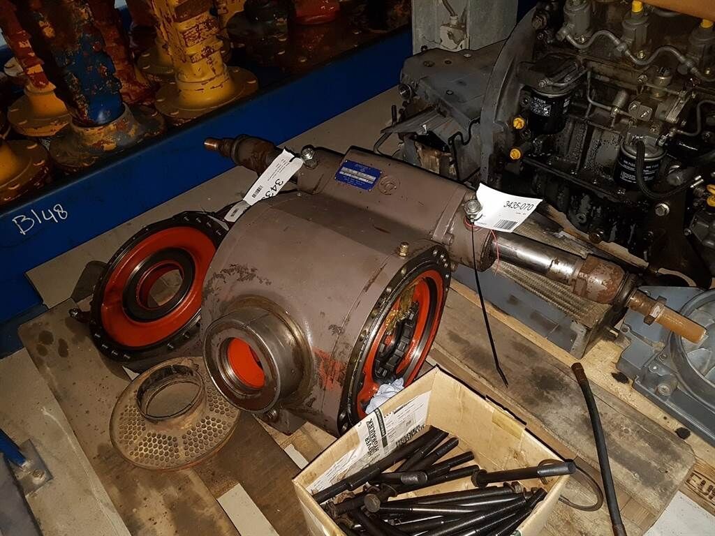 AZ150-Spicer Dana 213/56-005-Differential 1