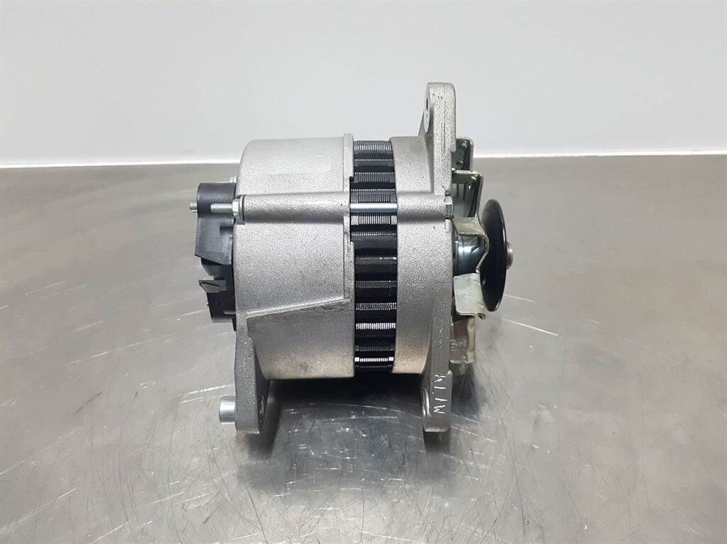 Schaeff SKL843-14V 65A-Alternator/Lichtmaschine/ 3