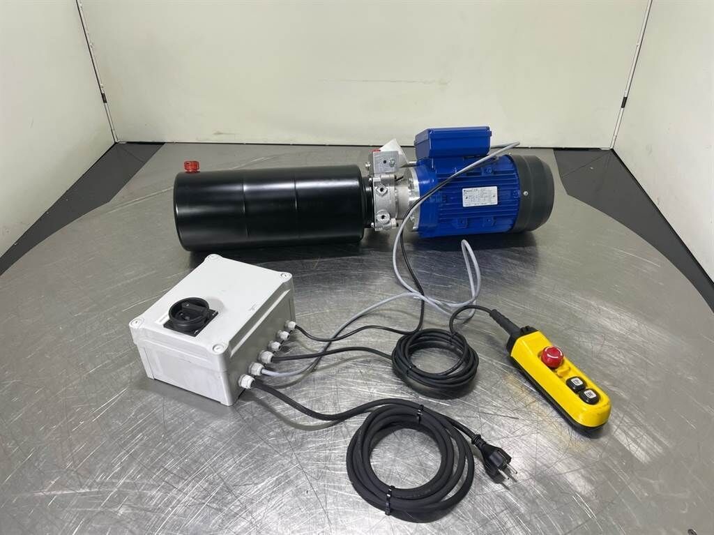 Electramo ML100L1-4 - 2,2kW - Compact-/steering  2