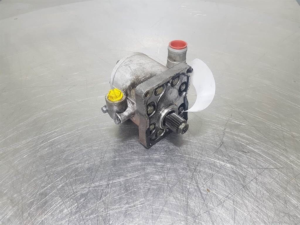 T4.236-XugpaBnuka C80X-Gearpump/Zahnradpumpe 1