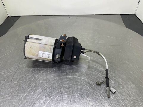 A924B-10011910-Lubricating pump/Zentralsmierpump 3