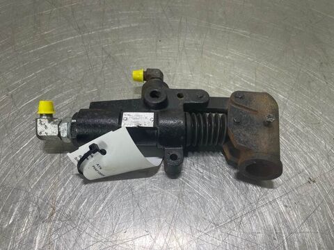 PIAF1000R-PRBC20EM-Hand pump 2