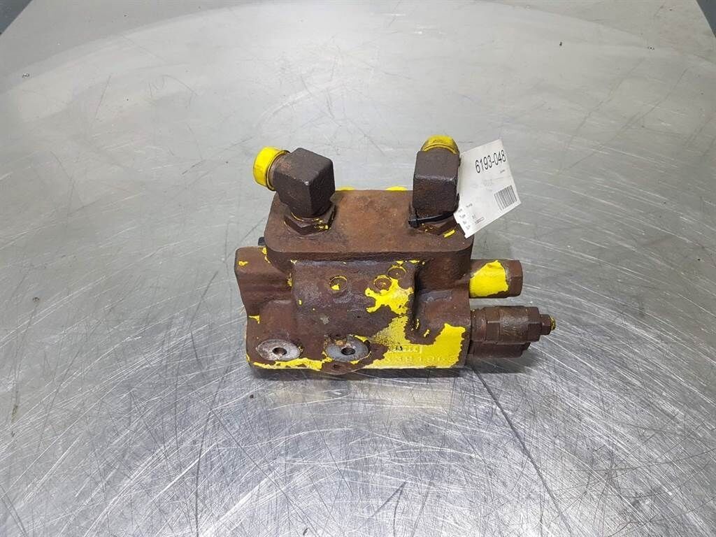 HL760-9 - Valve/Ventile/Ventiel 2