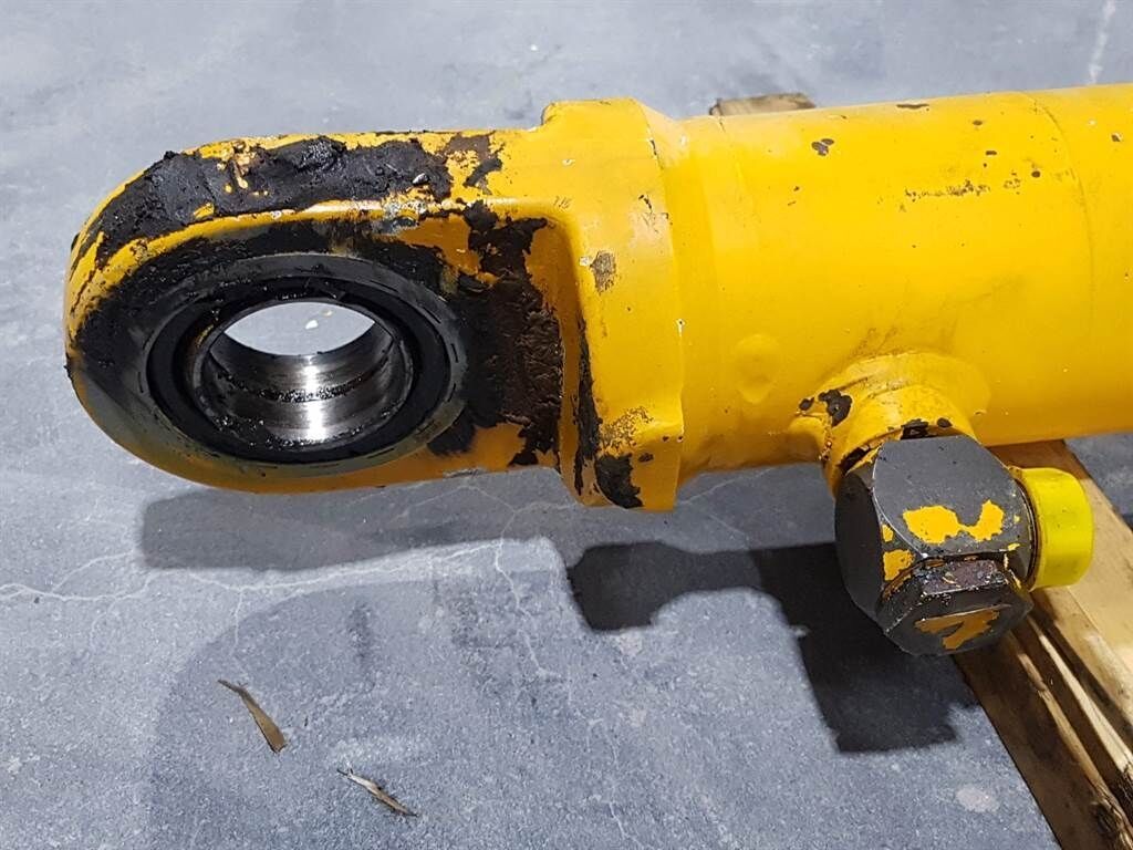 AZ200 - 2300026A - Tilt cylinder/Kippzylinder 3