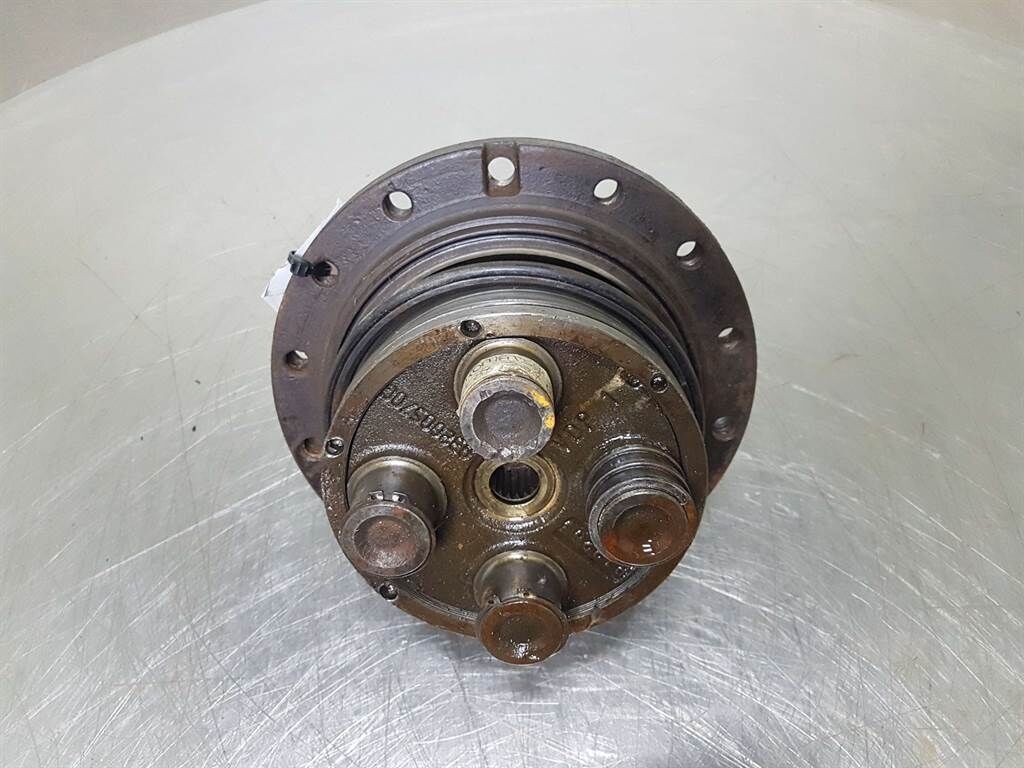 PC40/88-KYB MHKAYABAKTMAGA050VP50-Wheel motor 3