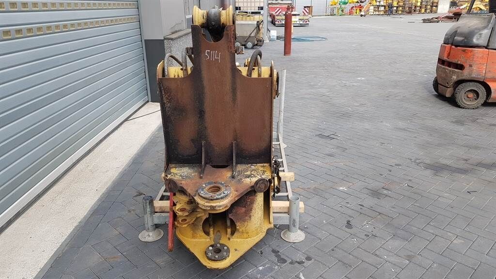 906 - Lifting framework/Schaufelarm/Giek 2