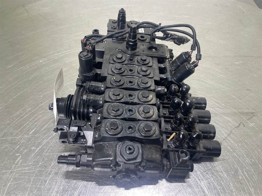 MT1440/1840-52536573-Valve/Ventile/Ventiel 2