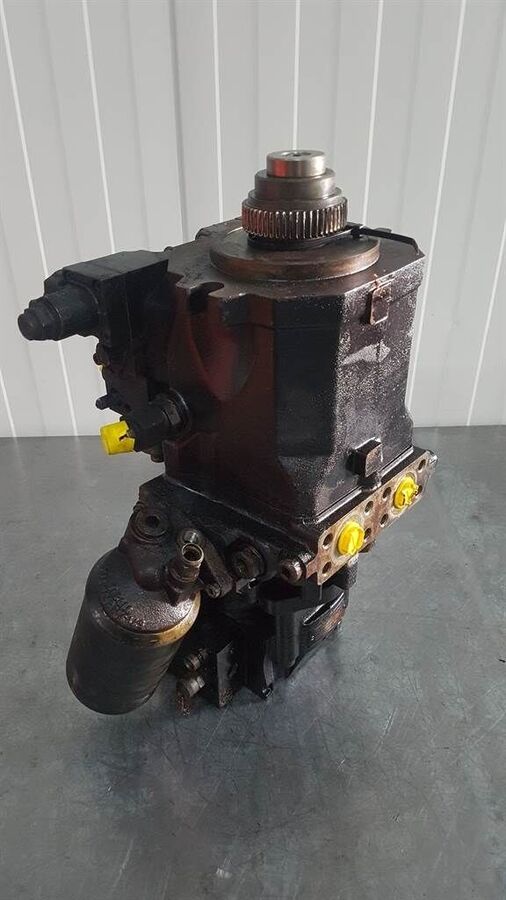 HPV - Atlas 75S - Drive pump/Fahrpumpe/Rijpomp 1