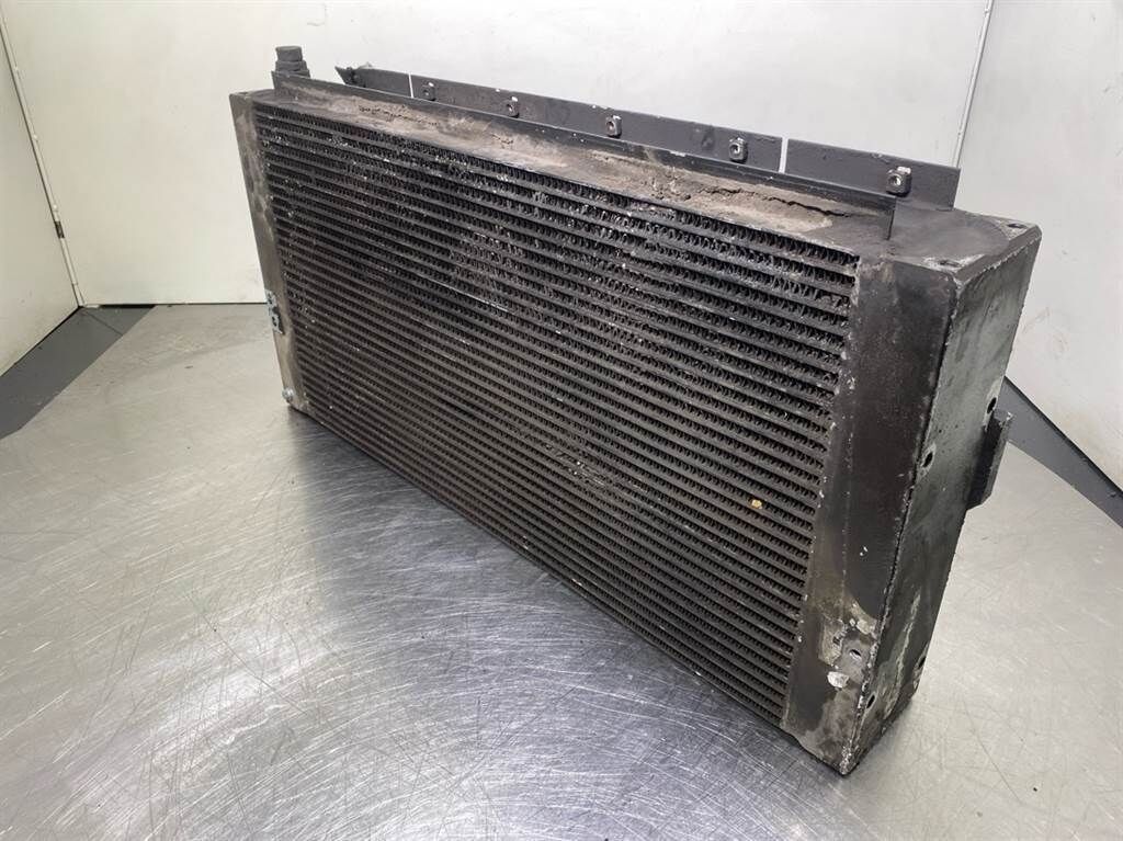 LH24M-11831724-Cooler/Kühler/Koeler 3