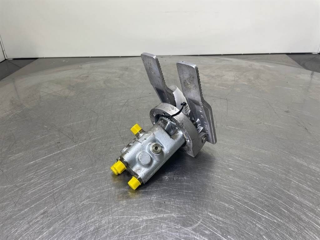 A924B-9883397-Servo valve/Servoventil/Servoventi 1