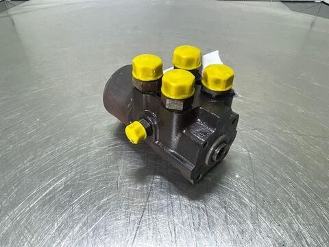 Sonstige L524-10113336-Steering unit/Lenkeinheit/Orbitrol