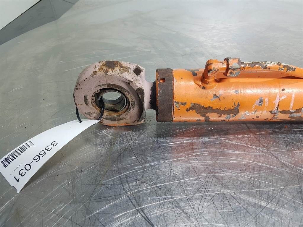 - Lifting cylinder/Hubzylinder/Hefcilinder 2