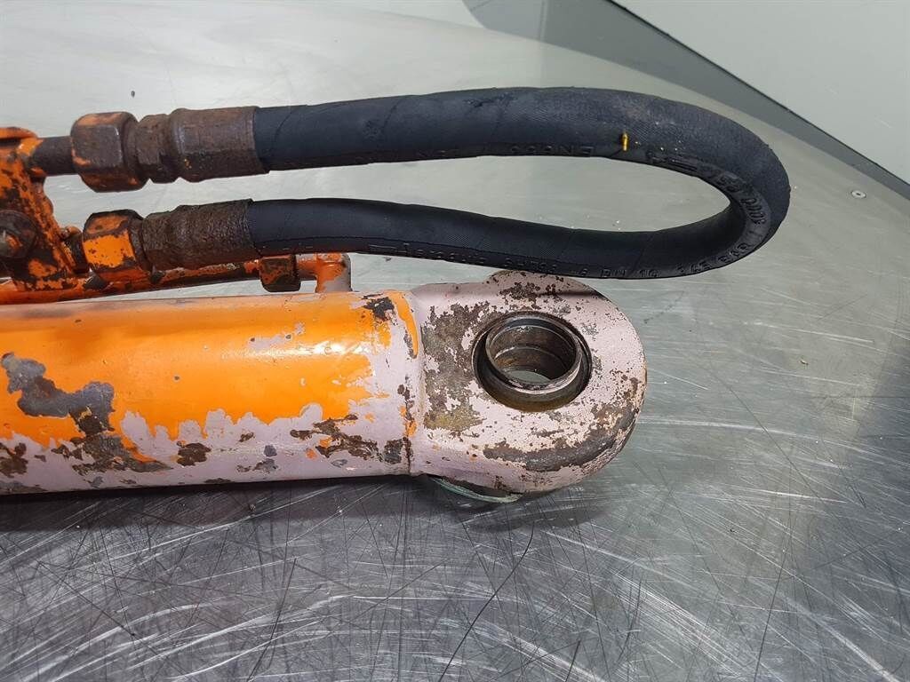 - Lifting cylinder/Hubzylinder/Hefcilinder 3