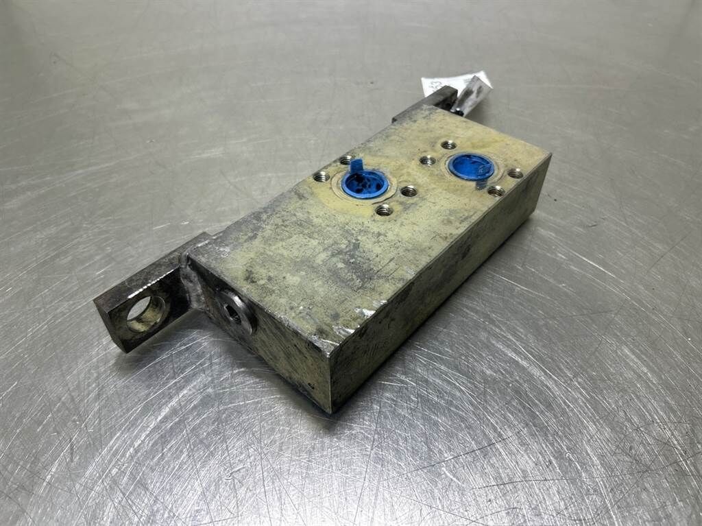 TW150-6058150-Distributor/Verteiler 2