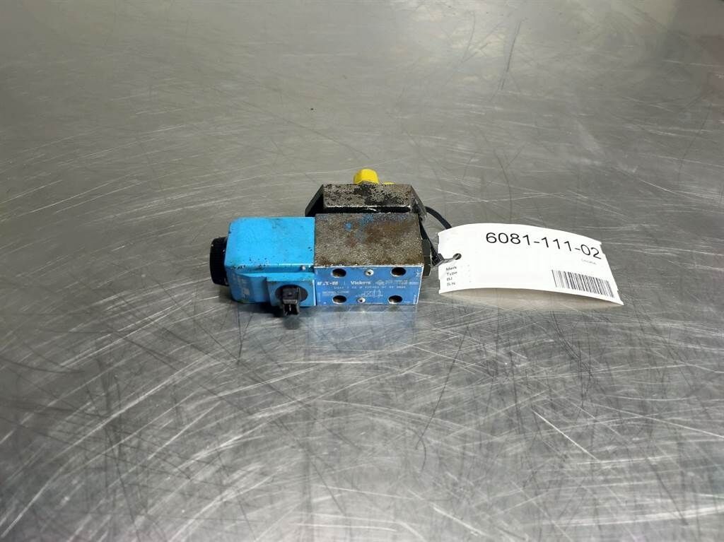 L538-Vickers DG4V32AMKUP4D3H760-Valve/Ventile 1