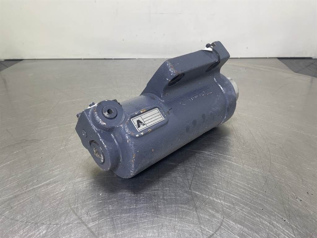 TW150-6057768-Support cylinder/Stuetzzylinder 2