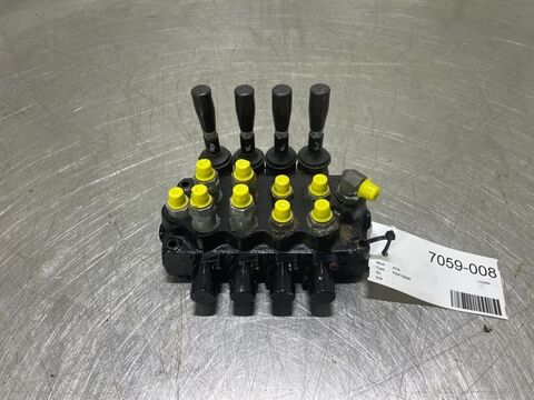 Sonstige PIAF1000R-Walvoil SD5/4-P-102400558-Valve/Ventil