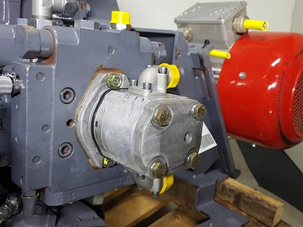 1802925 / 2046225-Haldex WP09A1-1802925-Gearpump 2