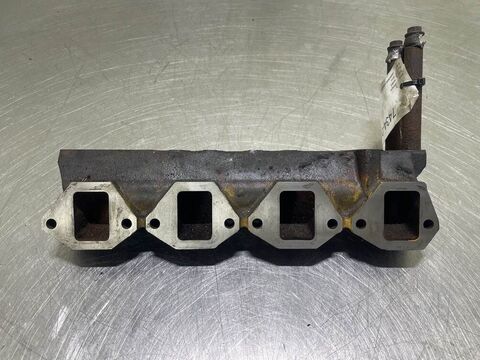 AS900-Cummins B3.3T-Intake-exhaust manifold 2