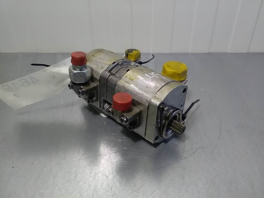 0510665186 - Liebherr L 538 - Gearpump 1