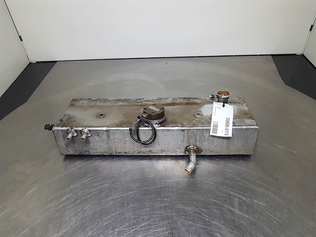 A934C-10297296-Equalizing reservoir 1