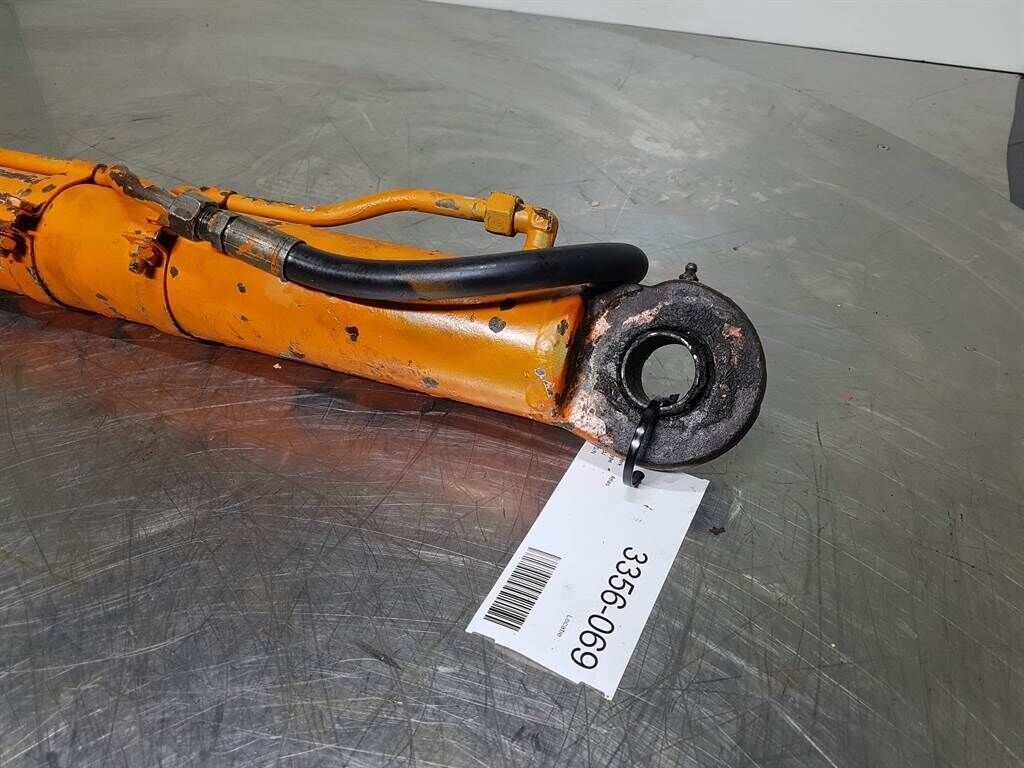 - Lifting cylinder/Hubzylinder/Hefcilinder 2